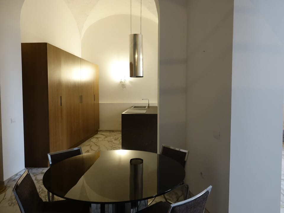 Luxury Apartment, City View | Dining