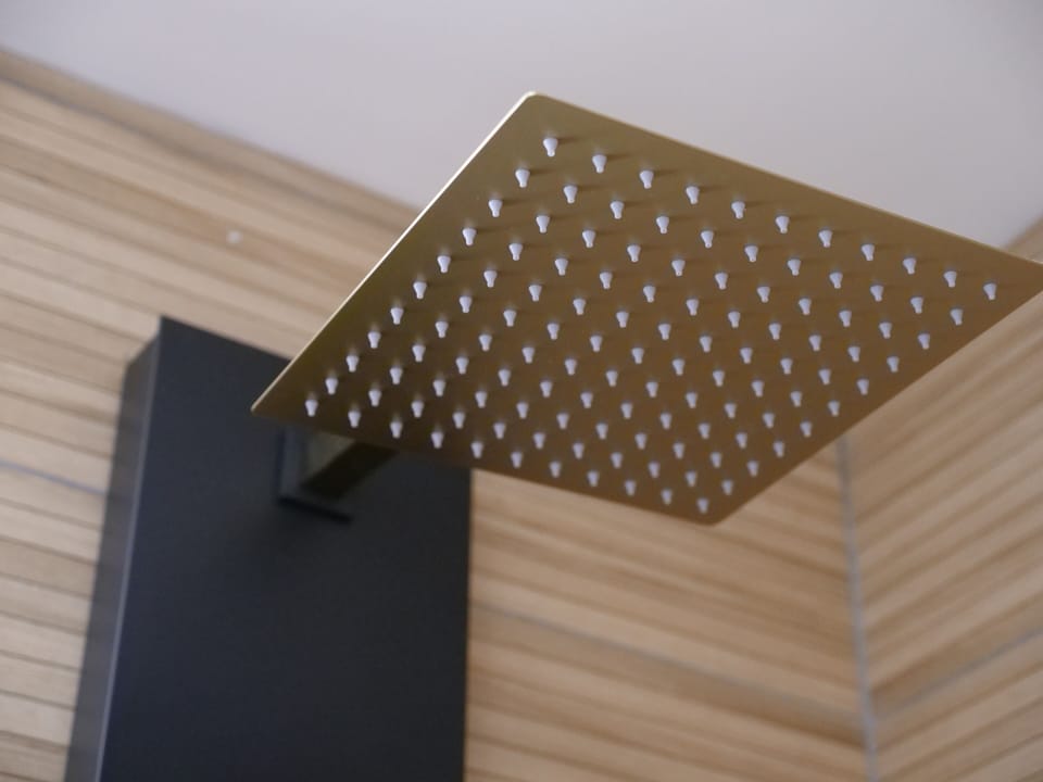 Double Room | Desk, soundproofing, WiFi (free), individually decorated