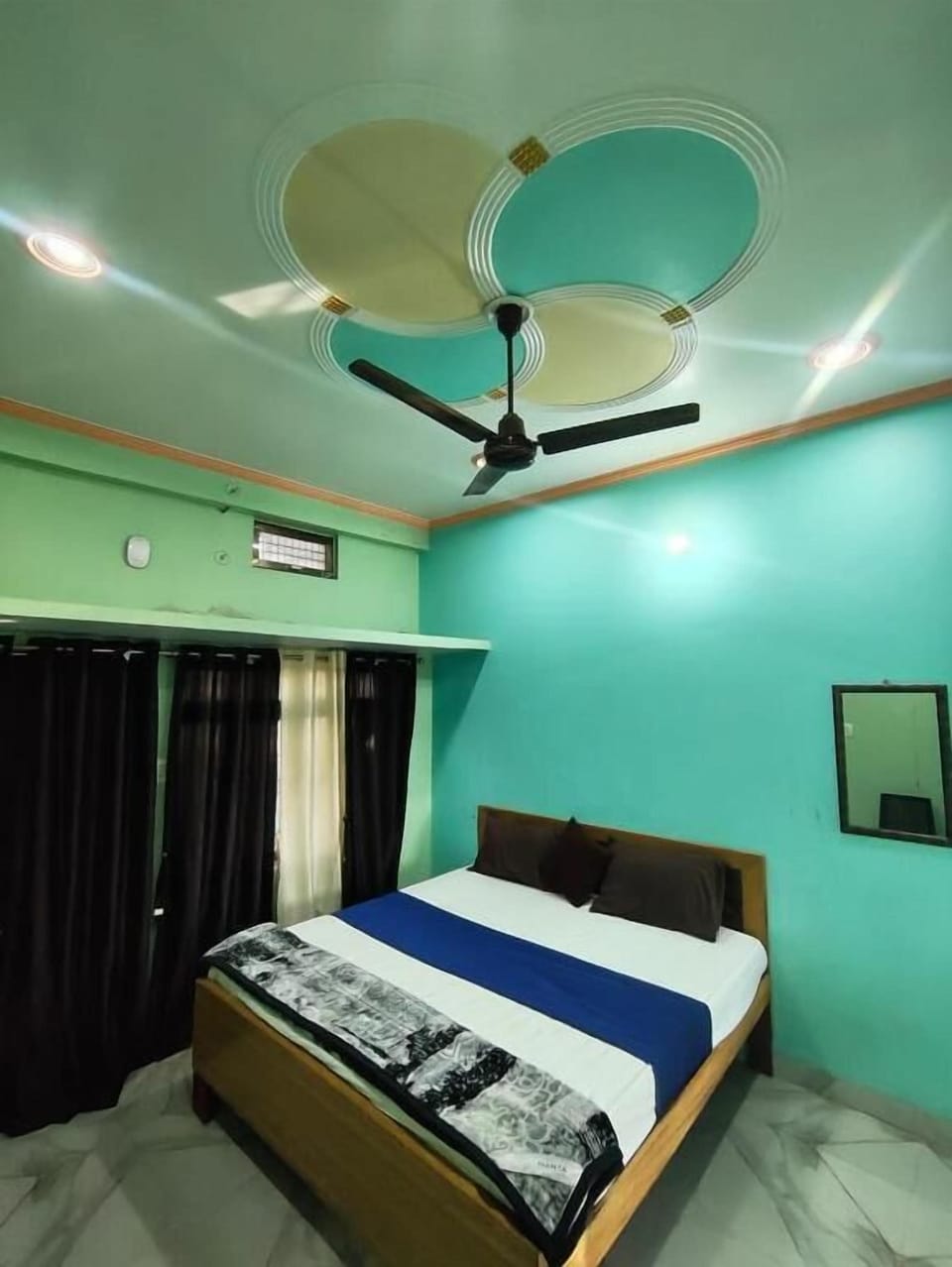 Standard Double Room | WiFi (free)