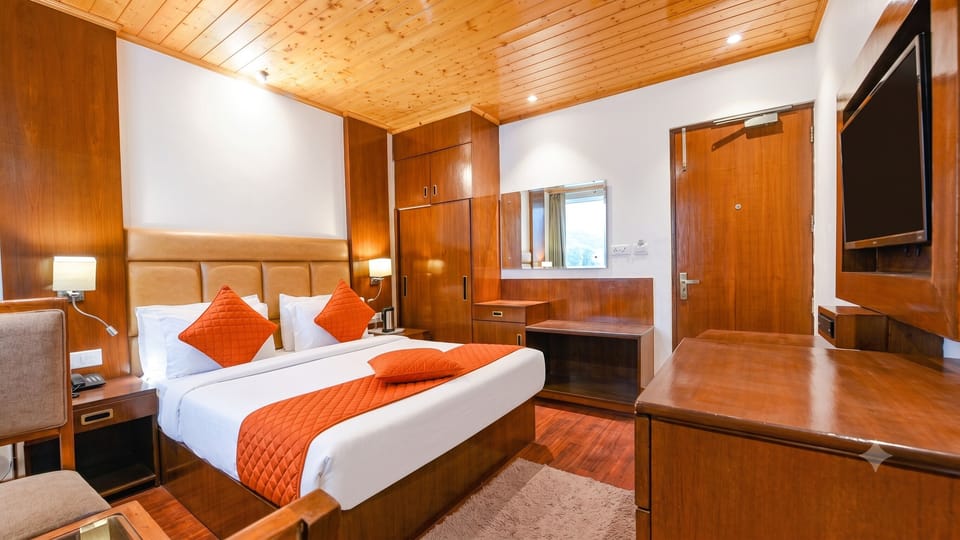 Deluxe Room, City View | WiFi (free)