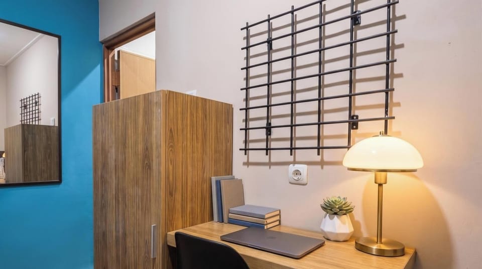 Basic Single Room | Interior