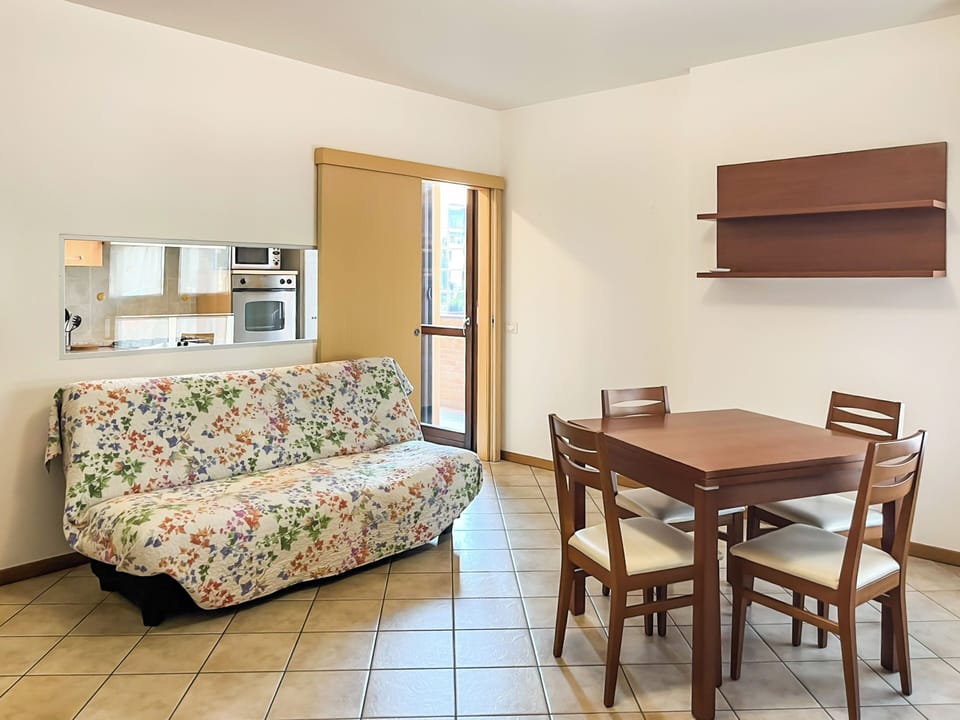 Apartment, Balcony | Living area