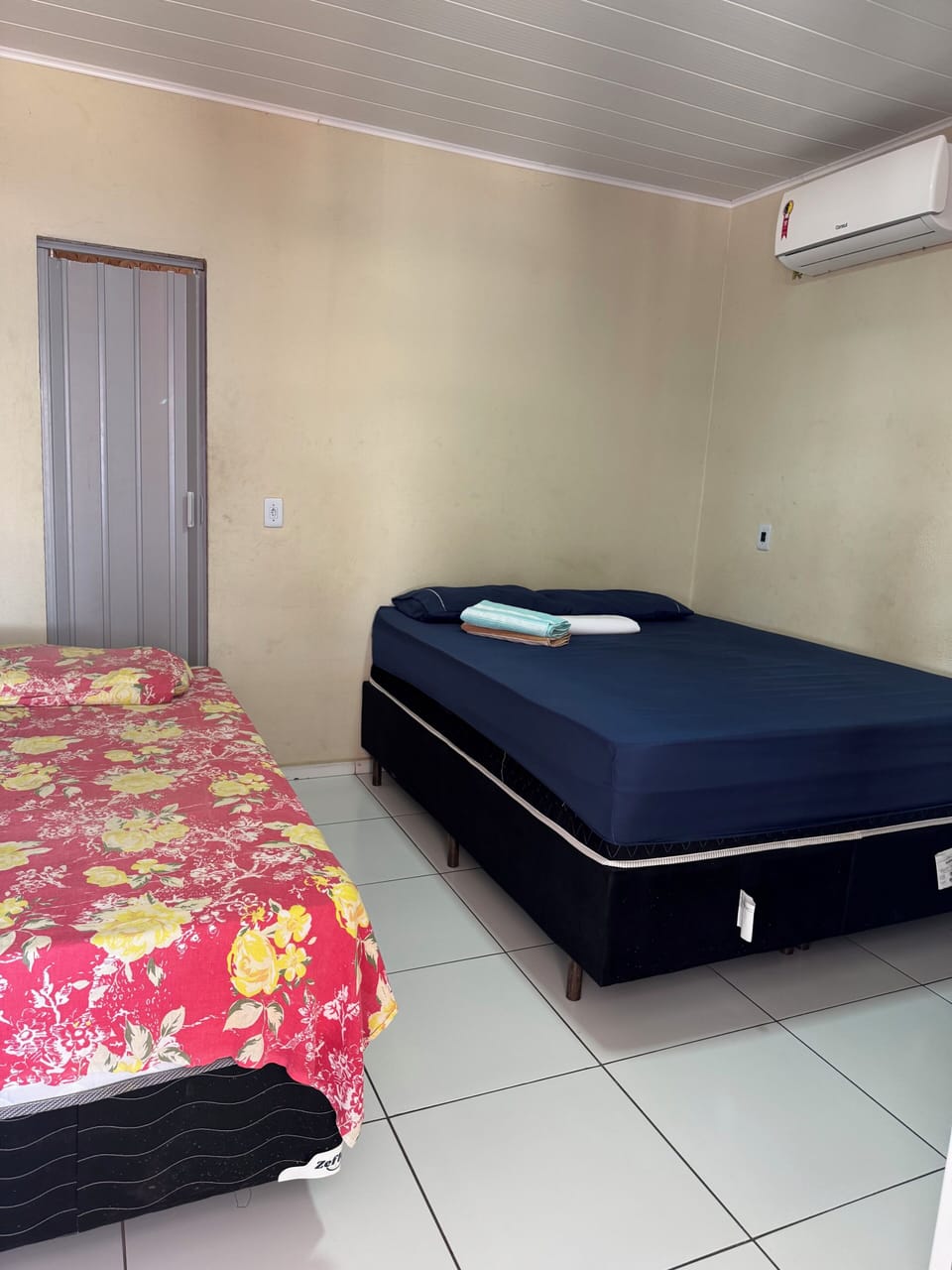 Desk, laptop workspace, rollaway beds (surcharge), WiFi (free)