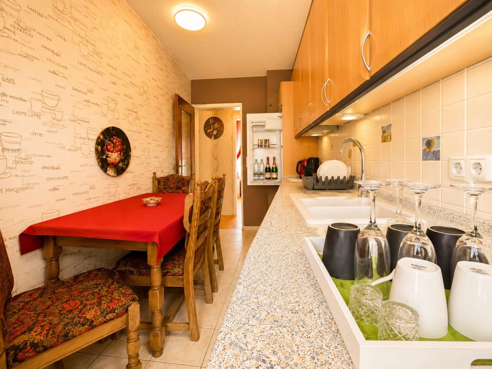 Apartment | Private kitchen
