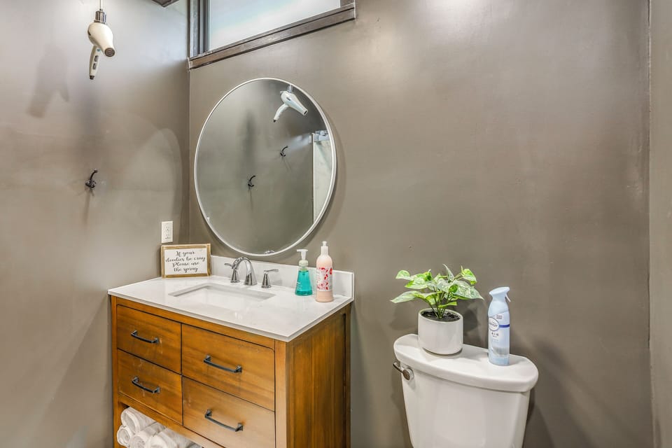 My Story - Walkable Dtwn Tiffin Apt With Character Apartment in Ohio