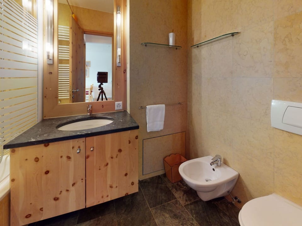 Bathroom / Wellness