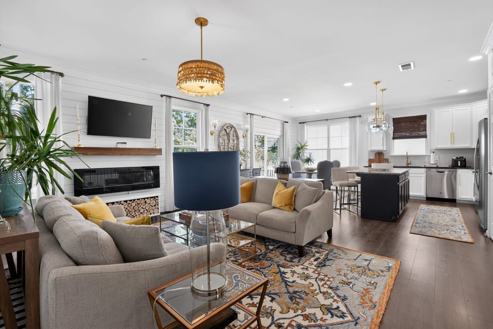 House, 3 Bedrooms | Living area | Smart TV, streaming services