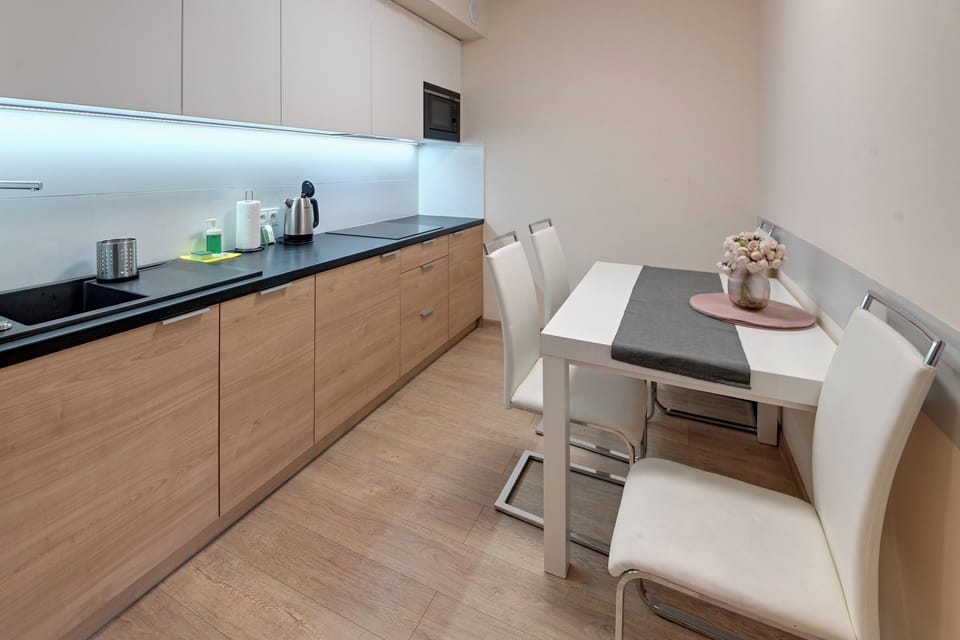 Apartment, Balcony, Mountain View | Private kitchenette