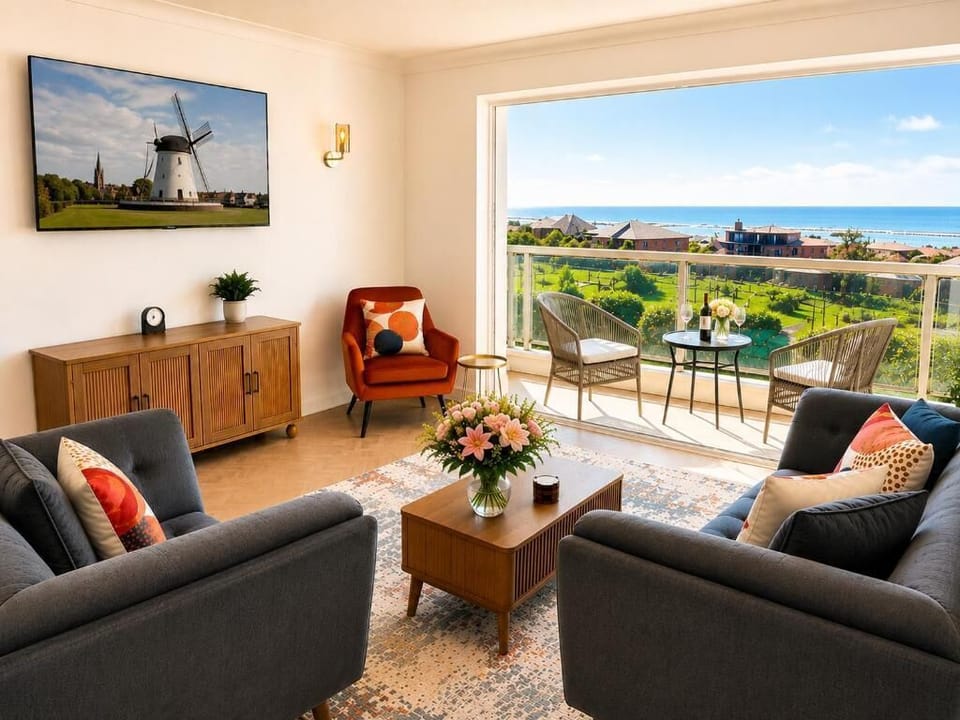 Superior Apartment, 2 Bedrooms, Balcony, Sea View | Interior
