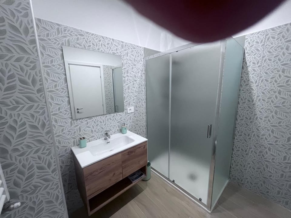 Comfort Double Room | Bathroom | Hair dryer, towels, soap, toilet paper