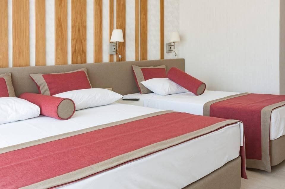 Classic Triple Room, Balcony, Mountain View | Laptop workspace, soundproofing, WiFi (free)