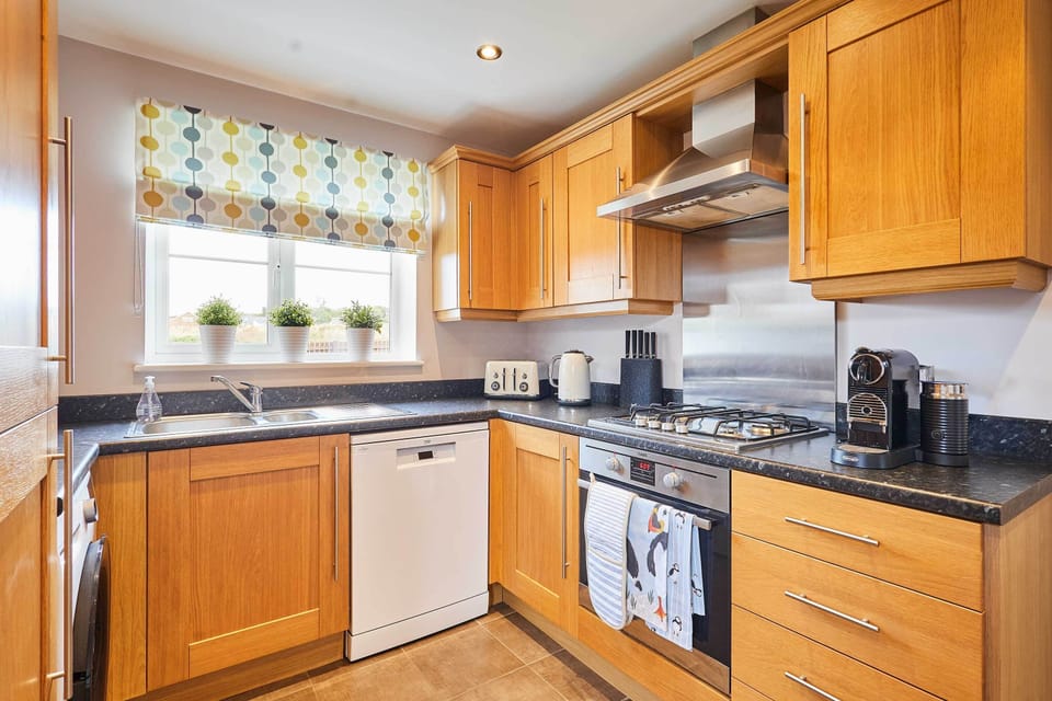 Stratton Close, Saltburn-by-the-Sea - Host & Stay