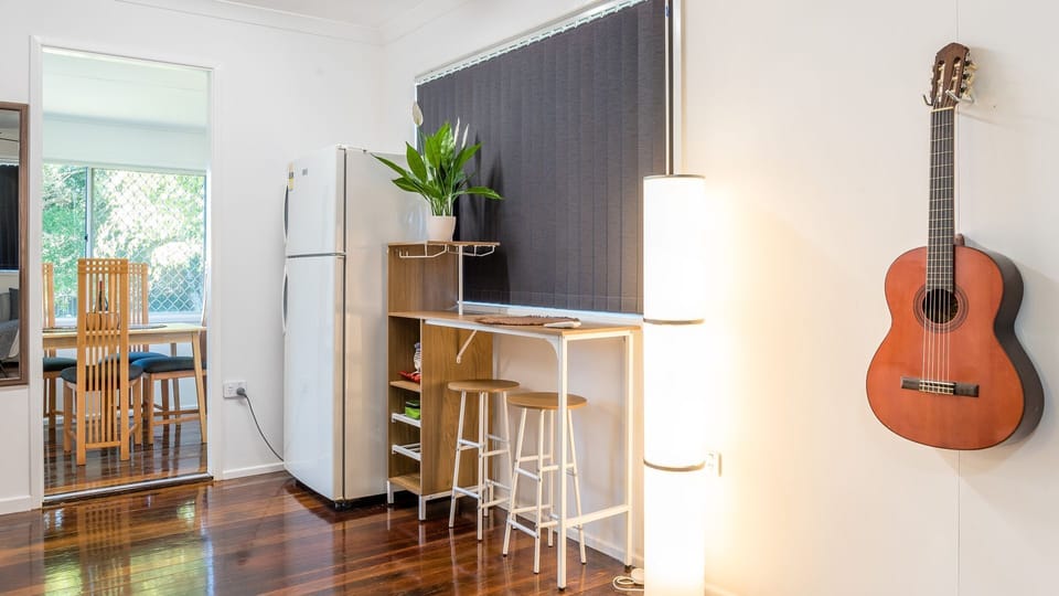 Kitchen breakfast bar ideal for casual meals and morning coffee.