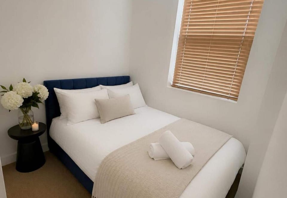 2 bedrooms, iron/ironing board, WiFi (free), bed sheets