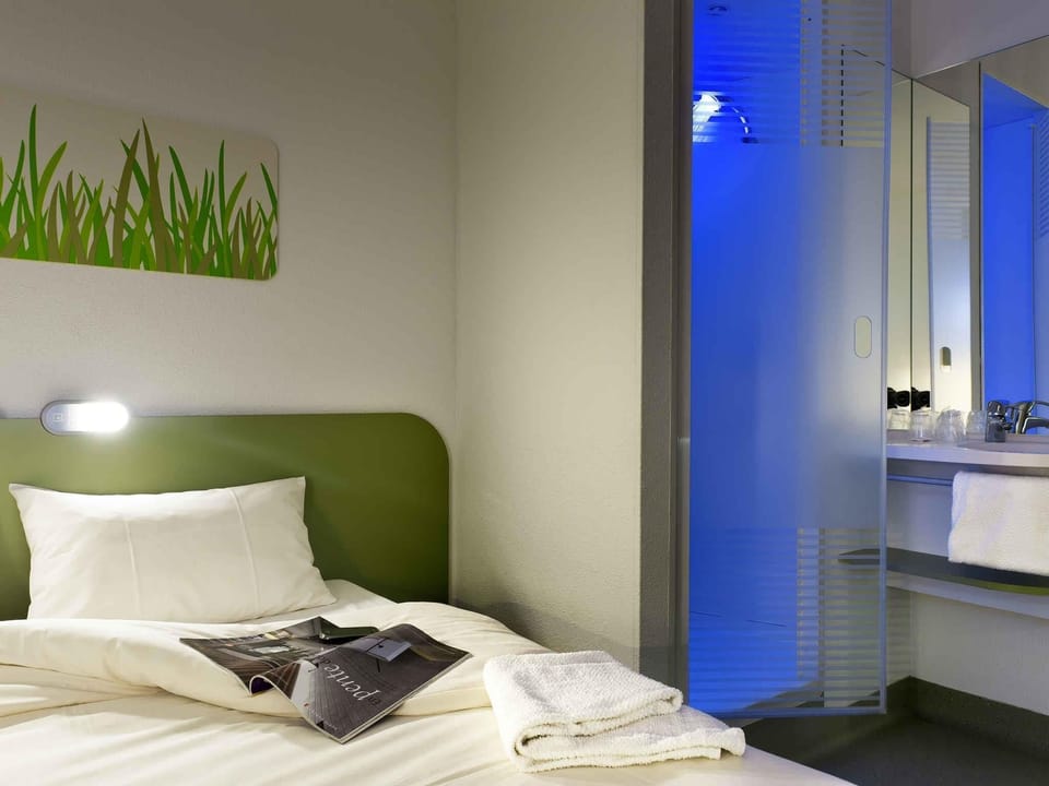 Double Room | Desk, soundproofing, iron/ironing board, free WiFi