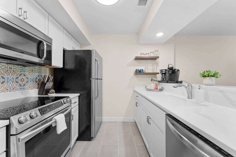 The open kitchen is well equipped for an unforgettable getaway​
