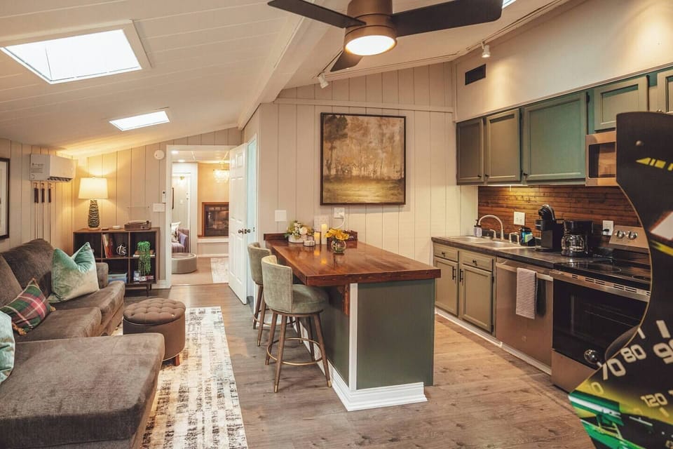 Kitchen in the left apartment