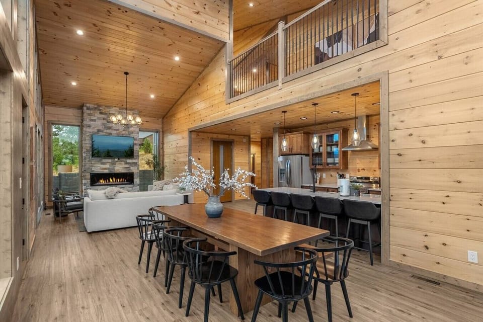Kitchen/Dining/Living at Silver Lining