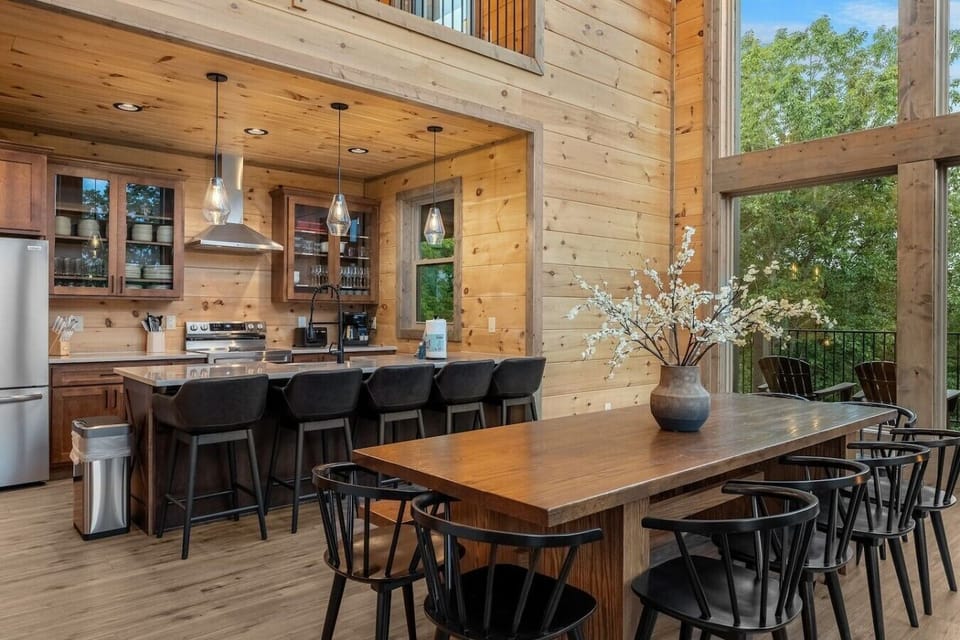 Kitchen/Dining at Silver Lining