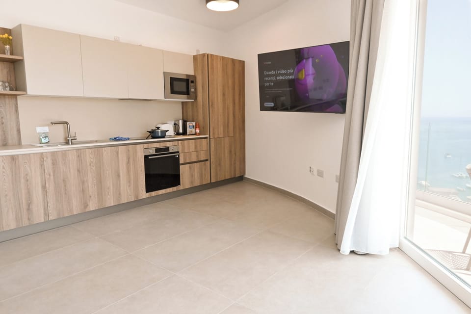 Kitchen and dining area