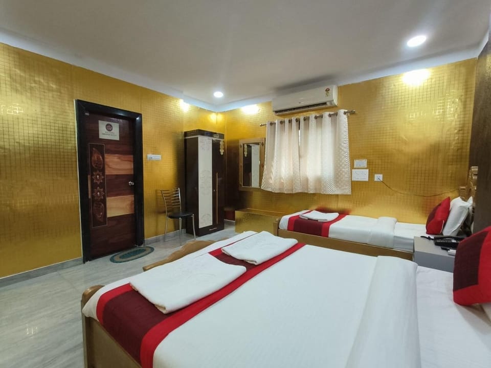 Classic Double Room, Garden View | Desk, WiFi (free)