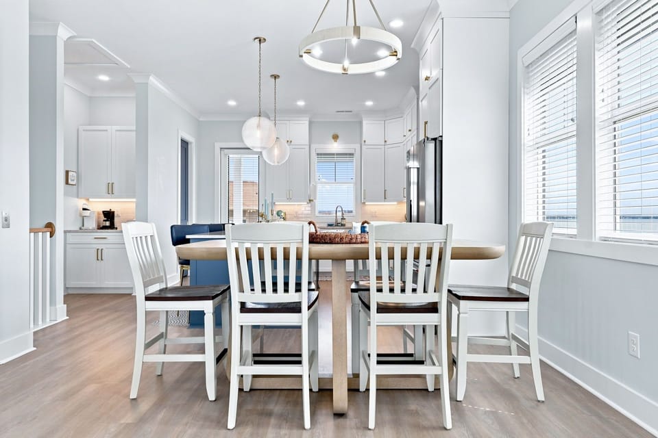 Start your mornings with coffee at the breakfast table or gather around for family meals after a fun day exploring Emerald Isle