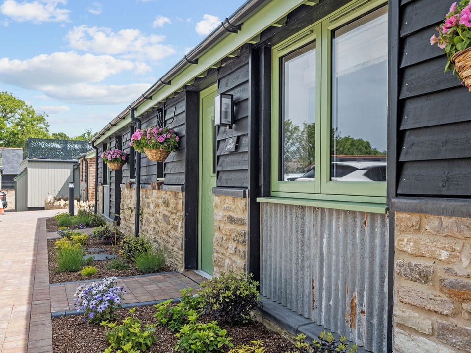 Shower room | The Milk Palour - Sunray Cottages, Weymouth