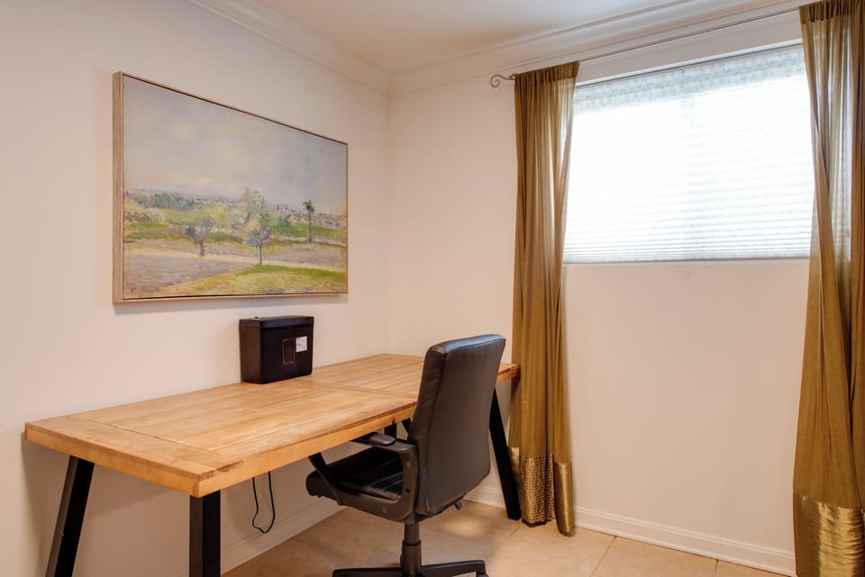 Dedicated Workspace | Lower Level