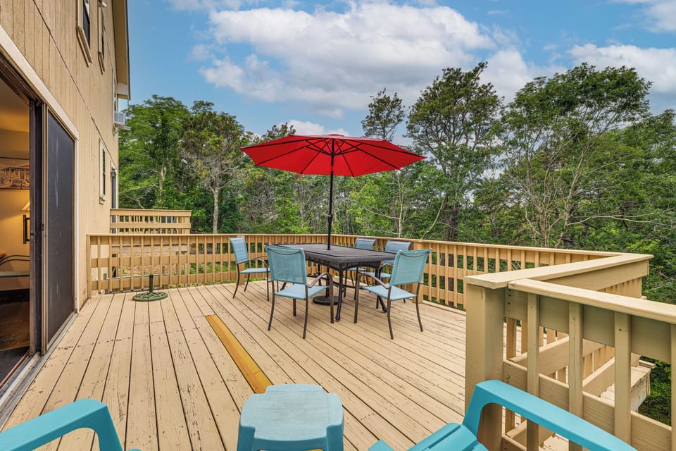 Deck | Main Level