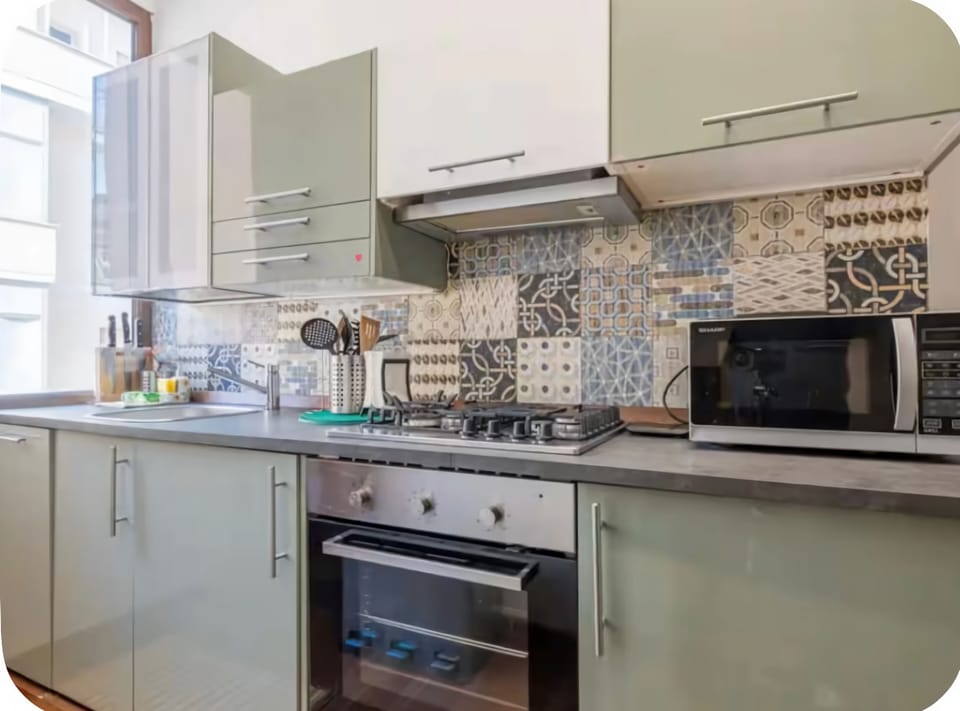Superior Apartment, Non Smoking, Courtyard View | Private kitchen