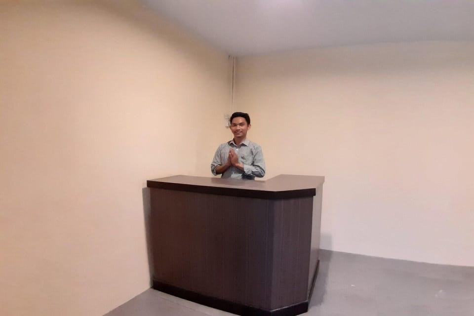 Entrance / Reception