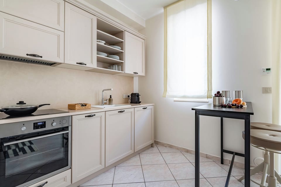 Family Apartment, 1 Bedroom, Balcony (Welcome Suite) | Private kitchen