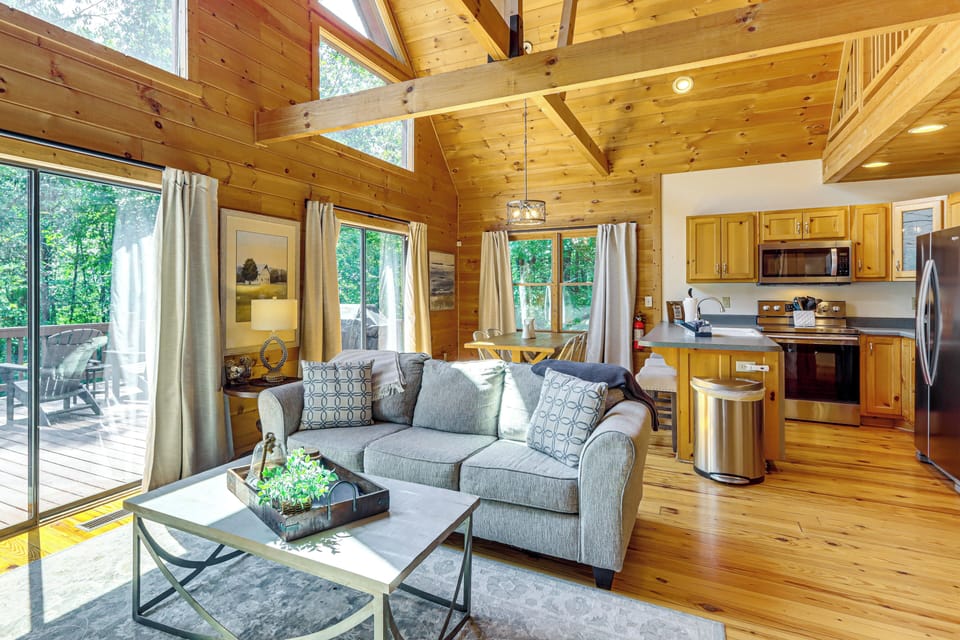 House (2 Bedrooms) | Interior