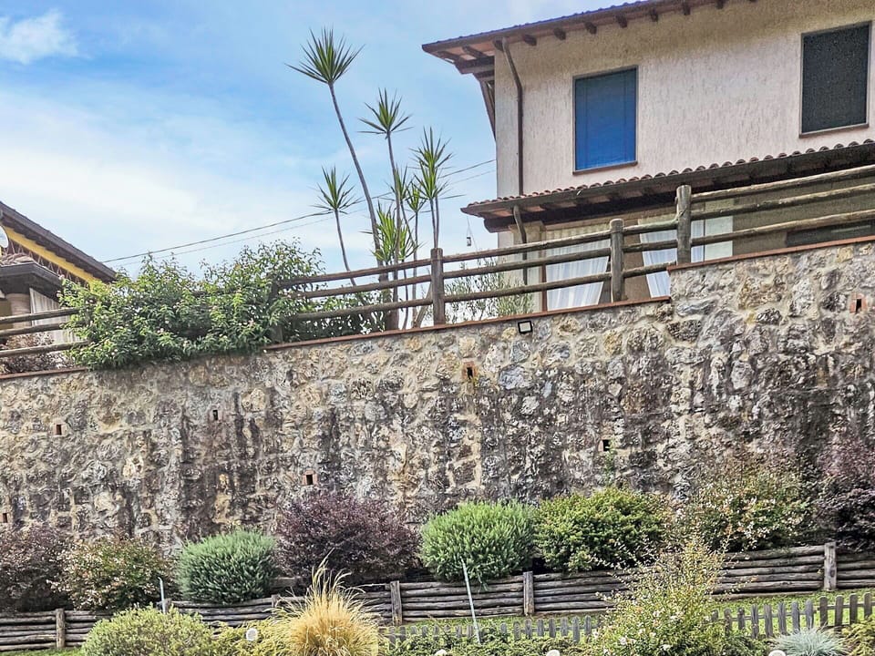 Wall, Stone Wall, Garden, Landscaping, Fence, Flagstone, Walkway, Home Fencing, Cobblestone
