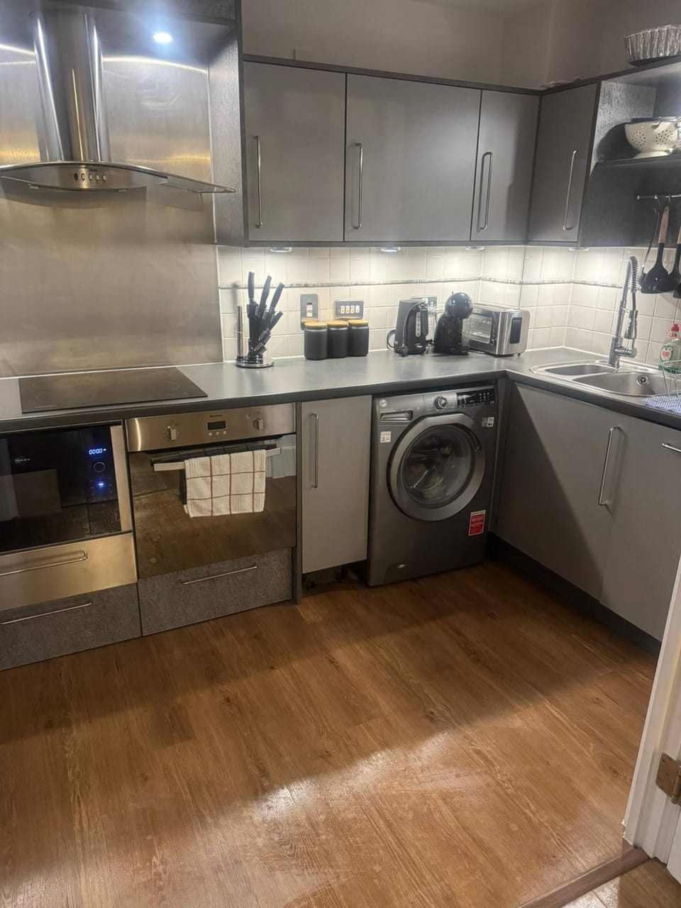 Apartment, 2 Bedrooms, Accessible | Laundry