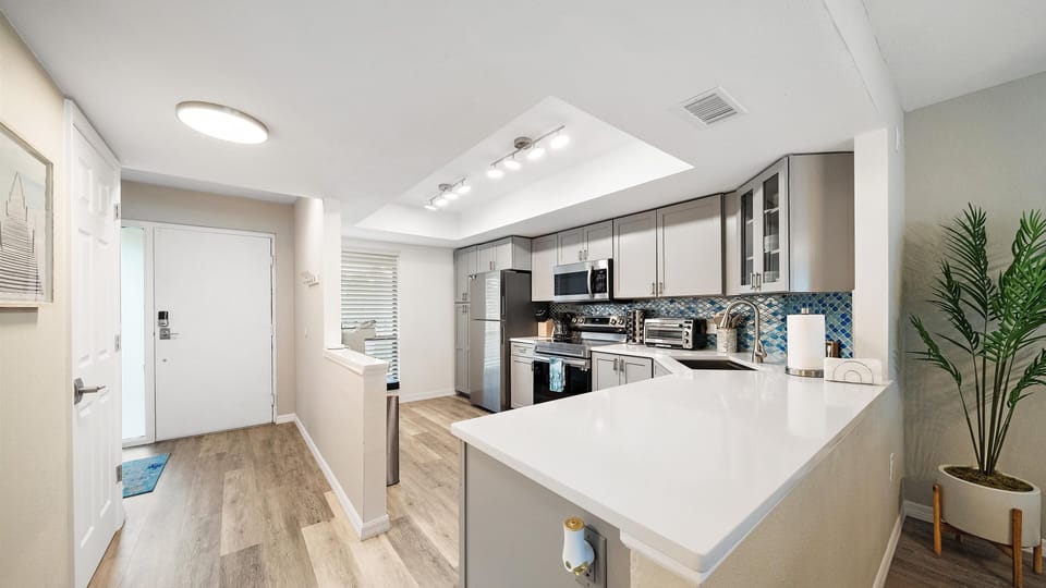 Condo, 2 Bedrooms | Private kitchen | Coffee/tea maker, fridge, oven, toaster