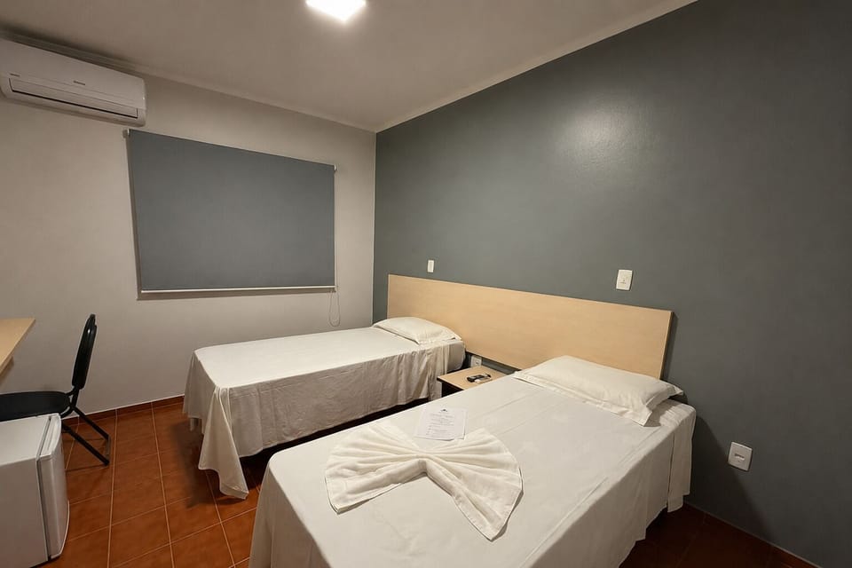 WiFi (free), bed sheets