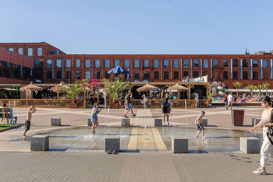 Immediate Surroundings [summer] (<1 km)