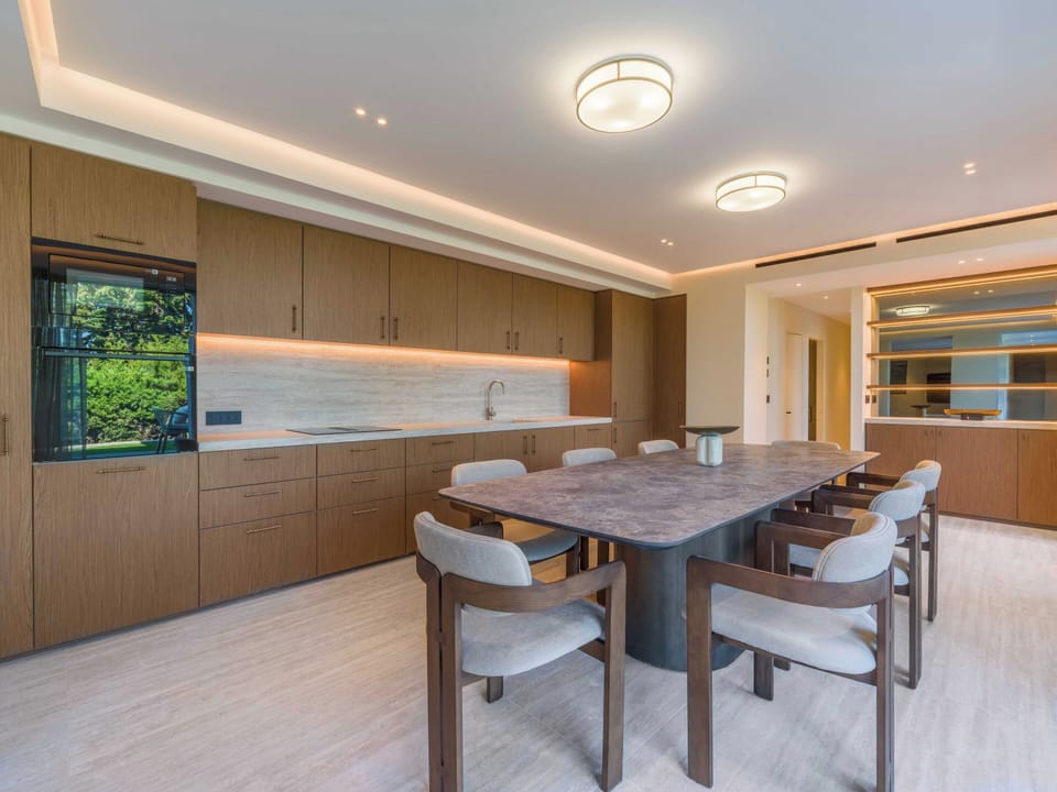 Apartment | Dining
