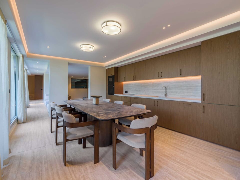 Apartment | Dining