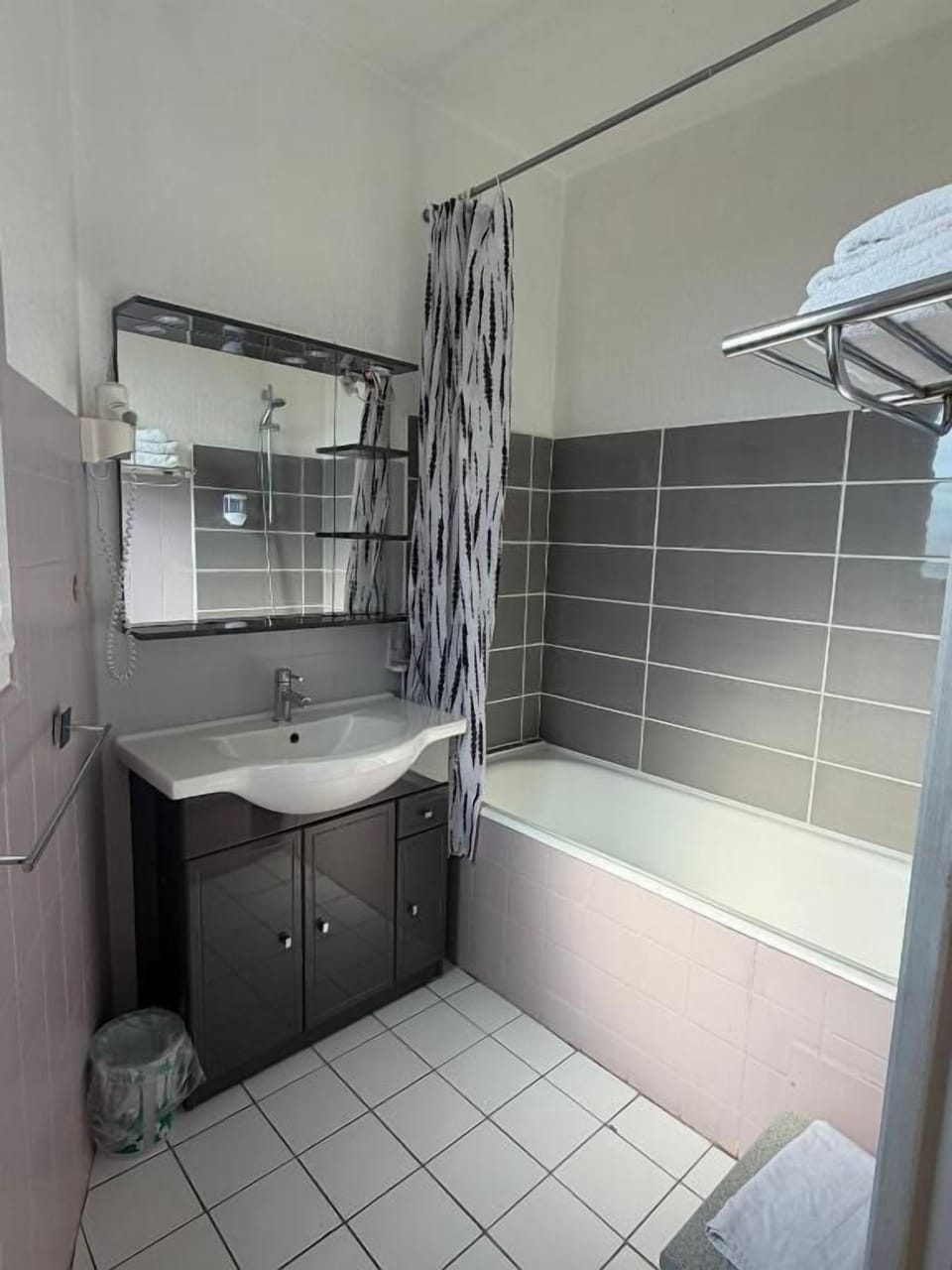Classic Double Room | Bathroom