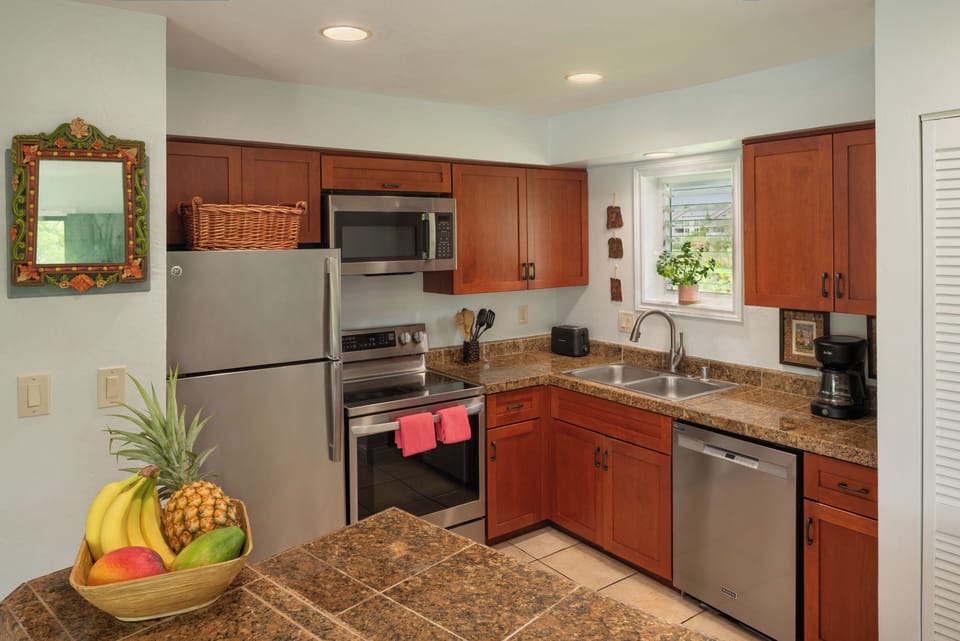 Full kitchen for the nights you'd rather cook in than drive into town.
