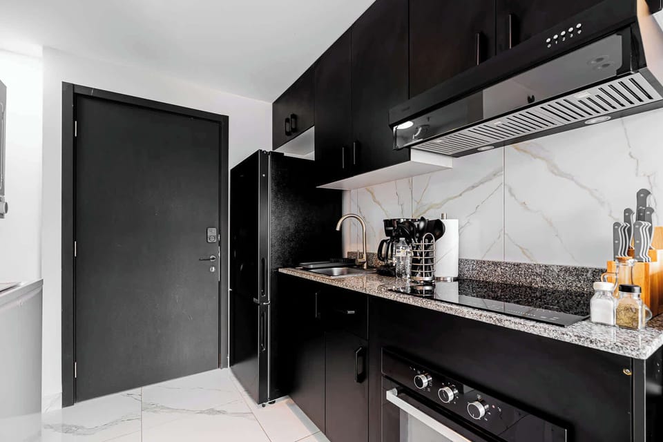Practical and welcoming kitchen