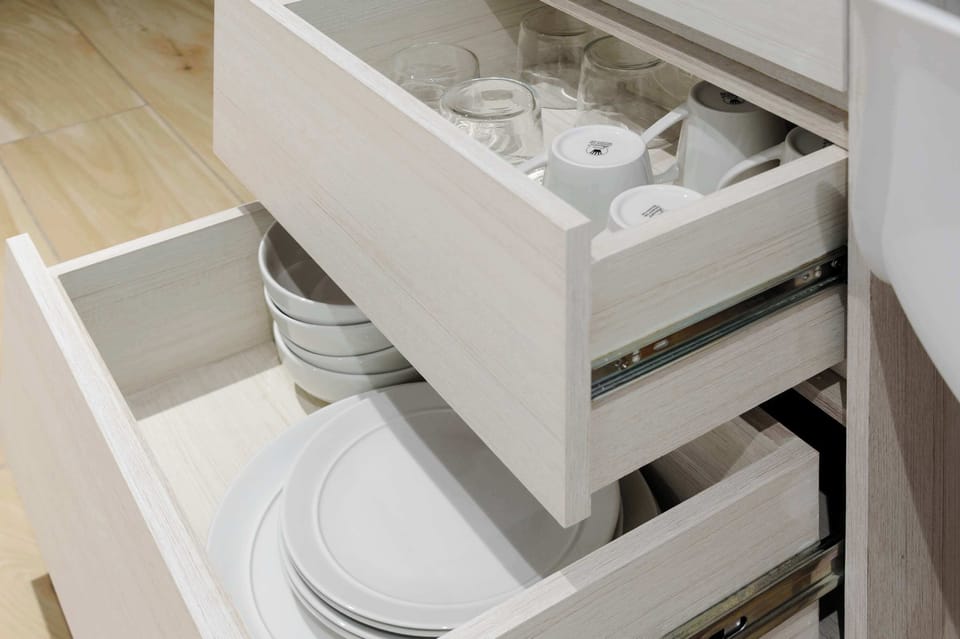 Plates, bowls, and tableware