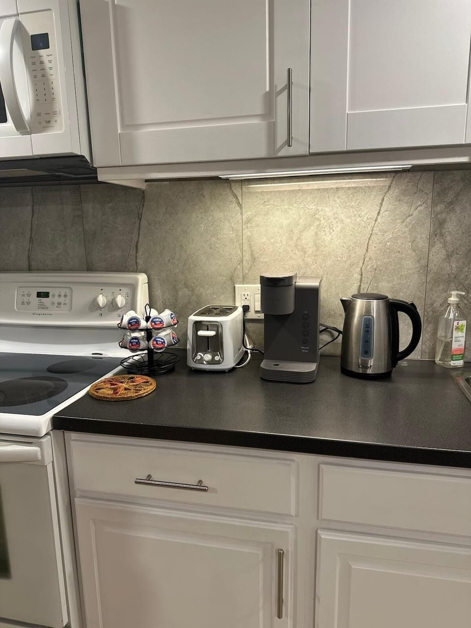 Breakfast area preparation