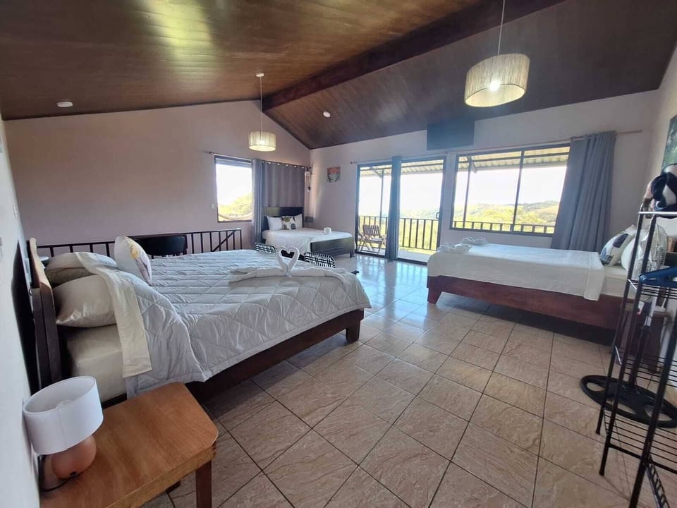 Family Villa, Balcony, Mountain View | WiFi (free)