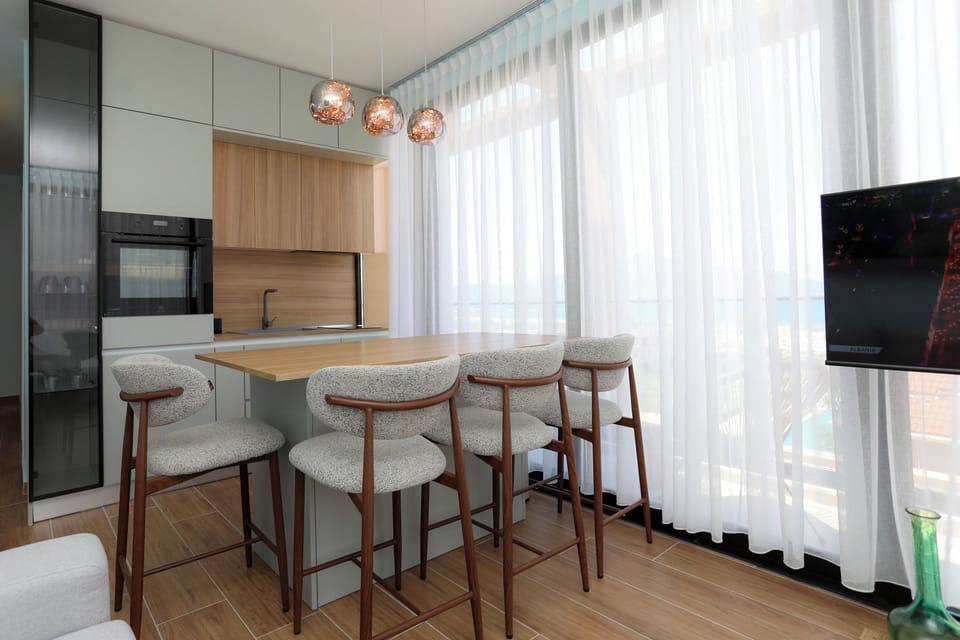 Kitchen and dining area