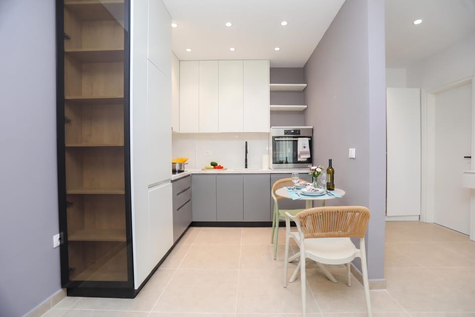 Kitchen and dining area