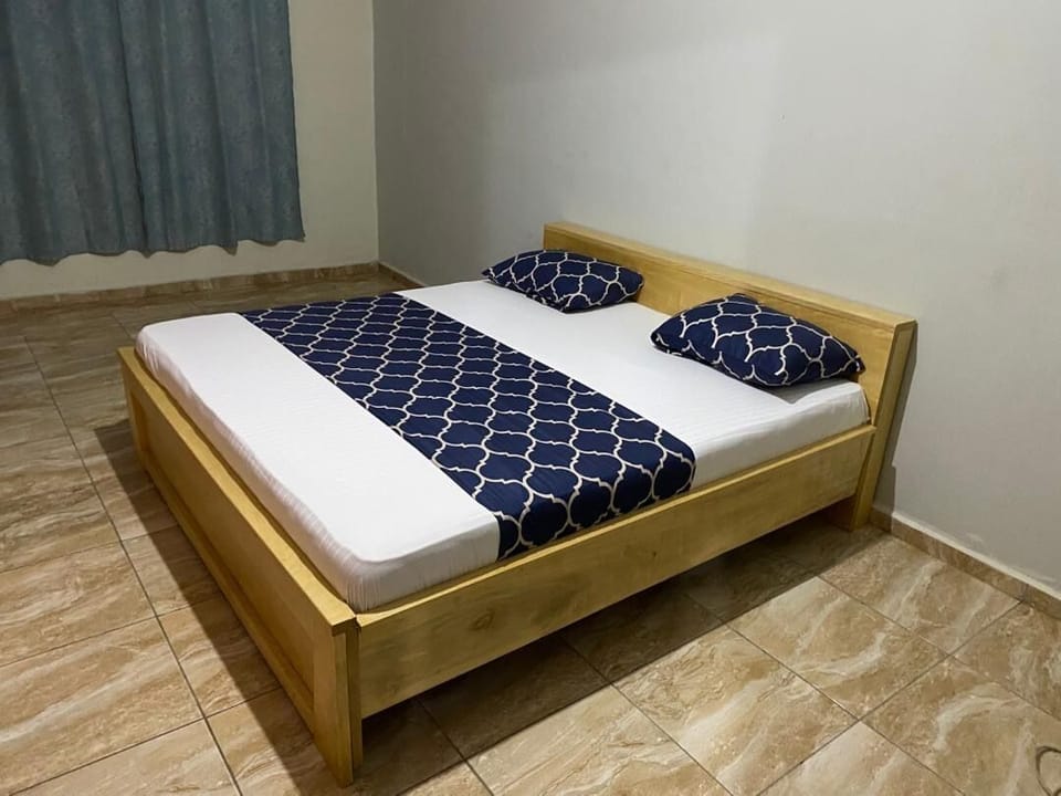 House, Hill View | Blackout drapes, iron/ironing board, WiFi (free)