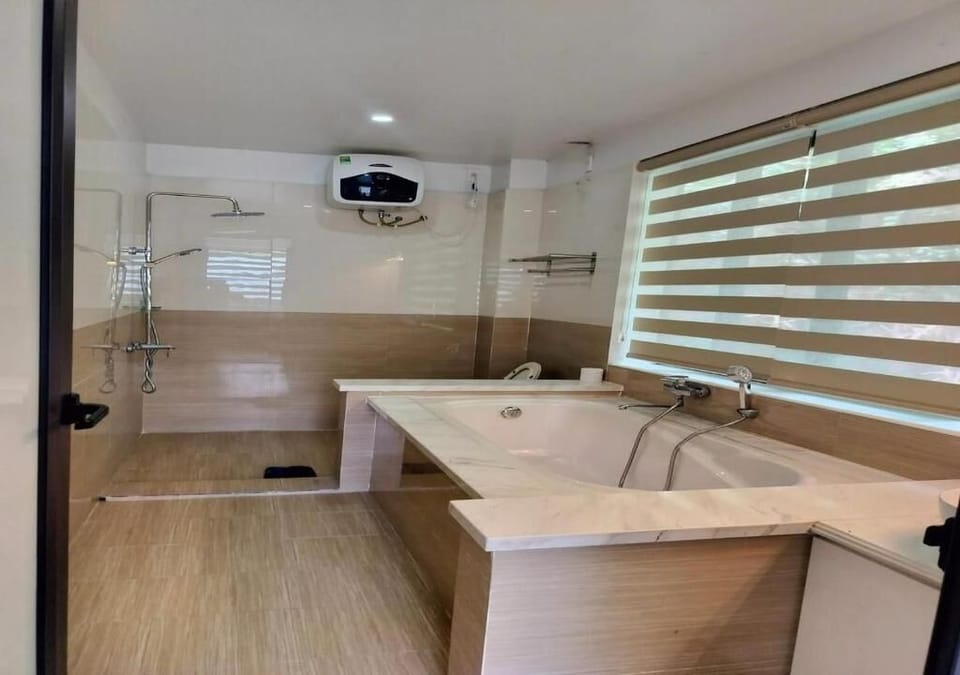 Villa, Balcony, City View | Bathroom
